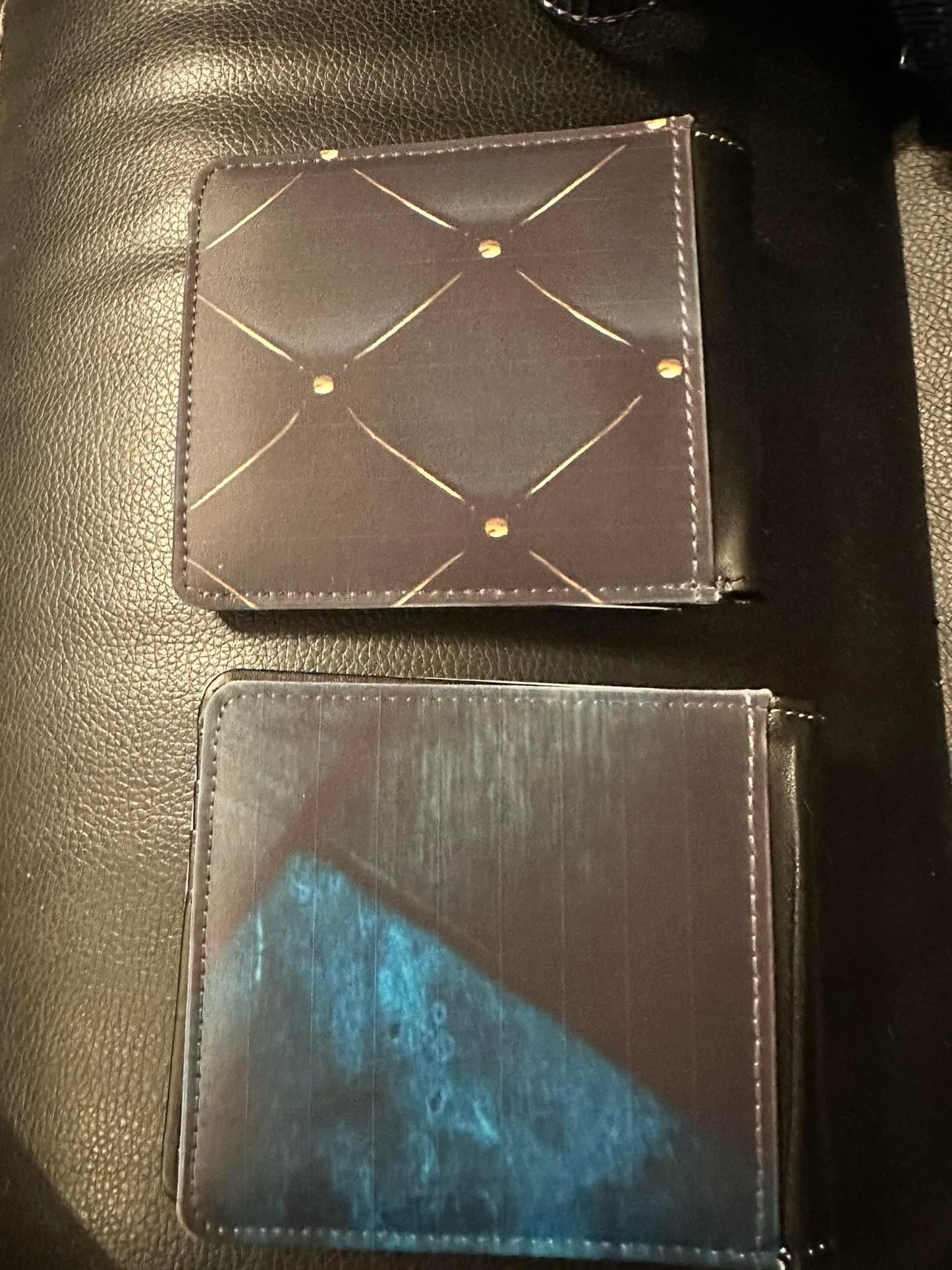 Customized wallets